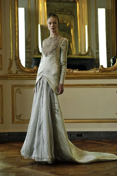 Look 12